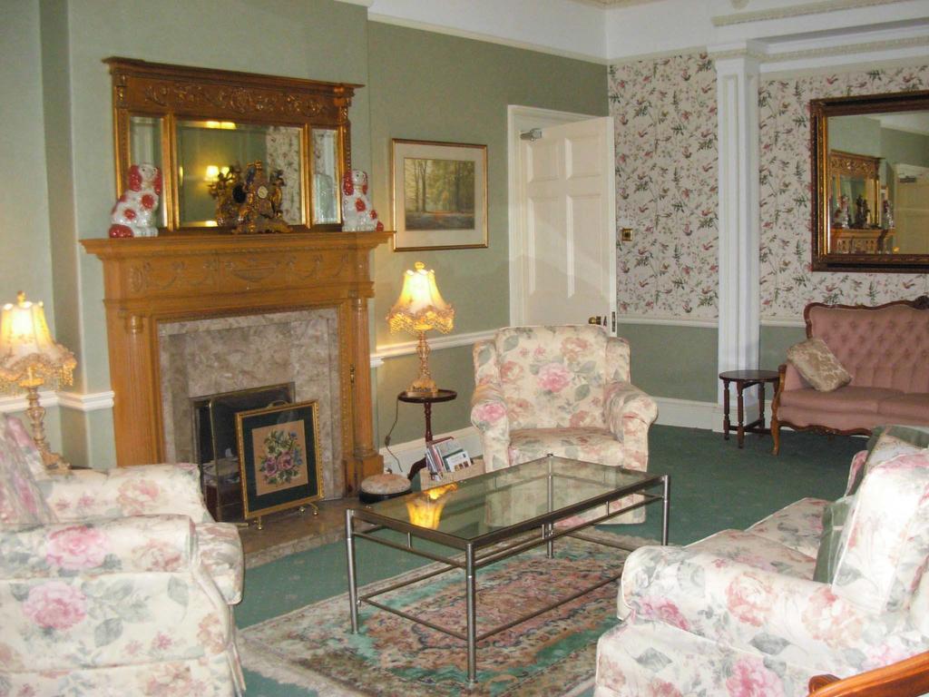 Near Sawrey Ees Wyke Country House מראה חיצוני תמונה